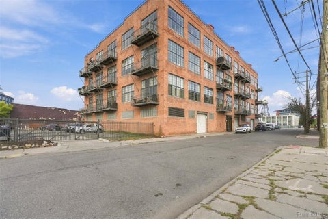 Photo for 2003 Brooklyn Street 210