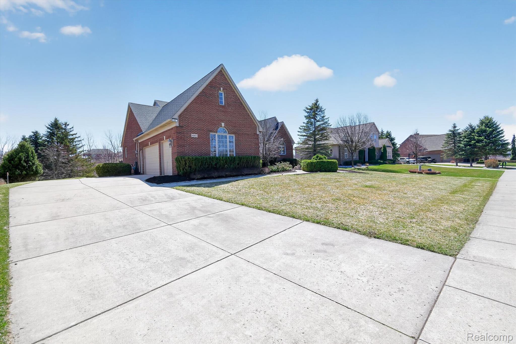 625 Southshore Drive