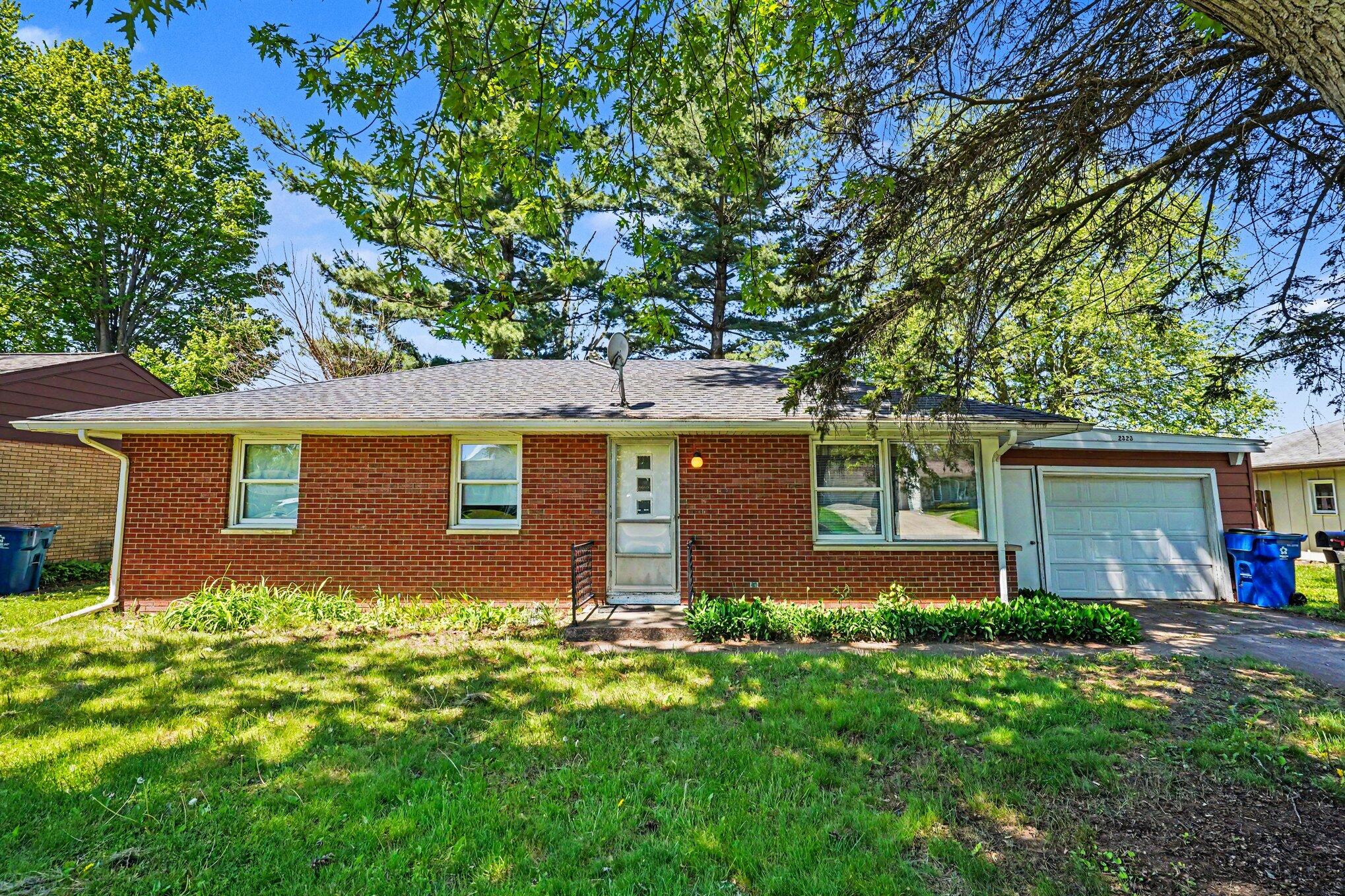 2323 Cumberland Street