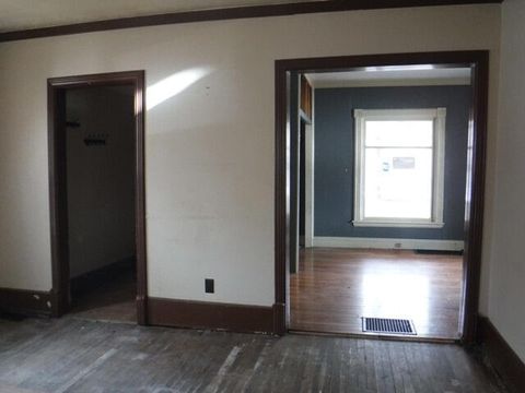 Tiny photo for 620 Gilbert Avenue, Kalamazoo City, MI 49048 (MLS # 64026012332)