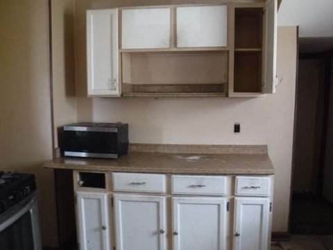 Tiny photo for 620 Gilbert Avenue, Kalamazoo City, MI 49048 (MLS # 64026012332)