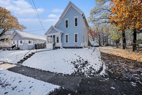 Tiny photo for 85 Frisbie Avenue, Battle Creek City, MI 49037 (MLS # 66025057911)