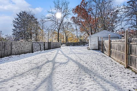 Tiny photo for 85 Frisbie Avenue, Battle Creek City, MI 49037 (MLS # 66025057911)