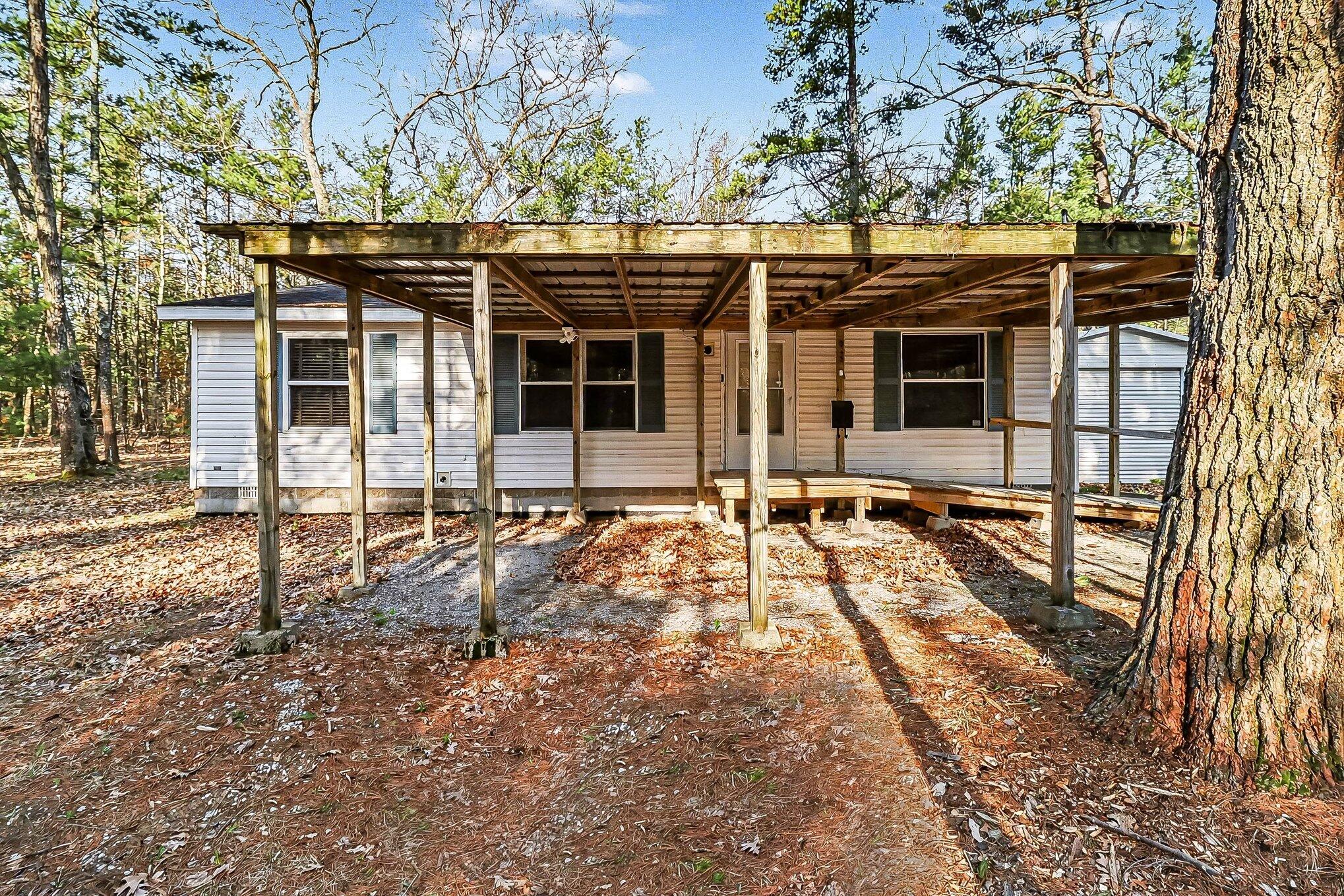 187 E Daniels Road