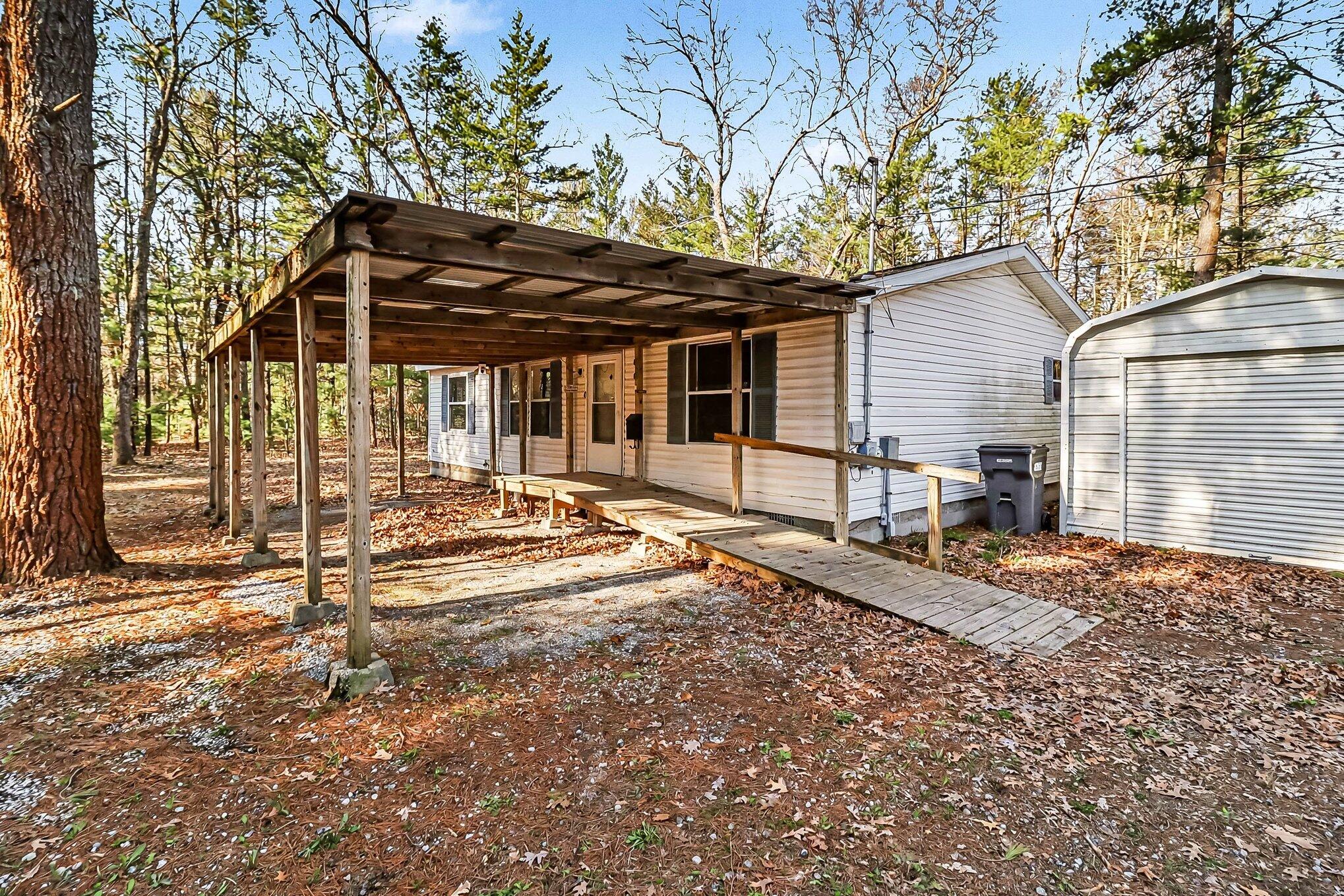 187 E Daniels Road