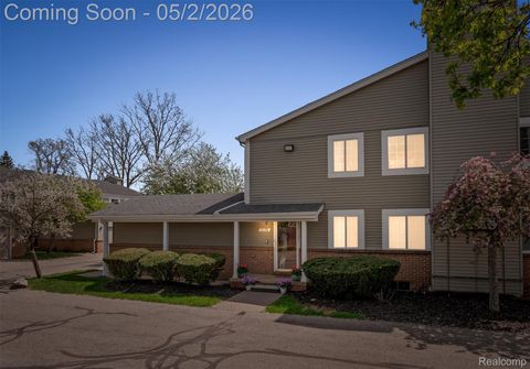 2178 Woodrow Wilson Boulevard 20 West Bloomfield Charter Township MI 48324