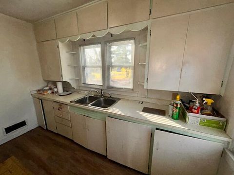 Tiny photo for 48 S 31st Street, Battle Creek City, MI 49015 (MLS # 64025057637)