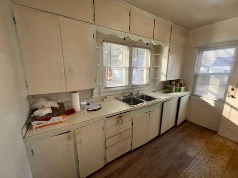 Tiny photo for 48 S 31st Street, Battle Creek City, MI 49015 (MLS # 64025057637)