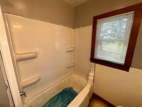 Tiny photo for 48 S 31st Street, Battle Creek City, MI 49015 (MLS # 64025057637)