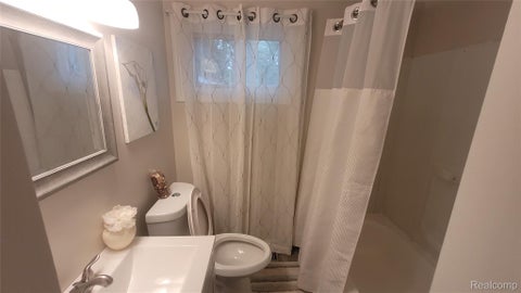 Tiny photo for 606 E Milton Avenue, Hazel Park City, MI 48030 (MLS # 20261077332)