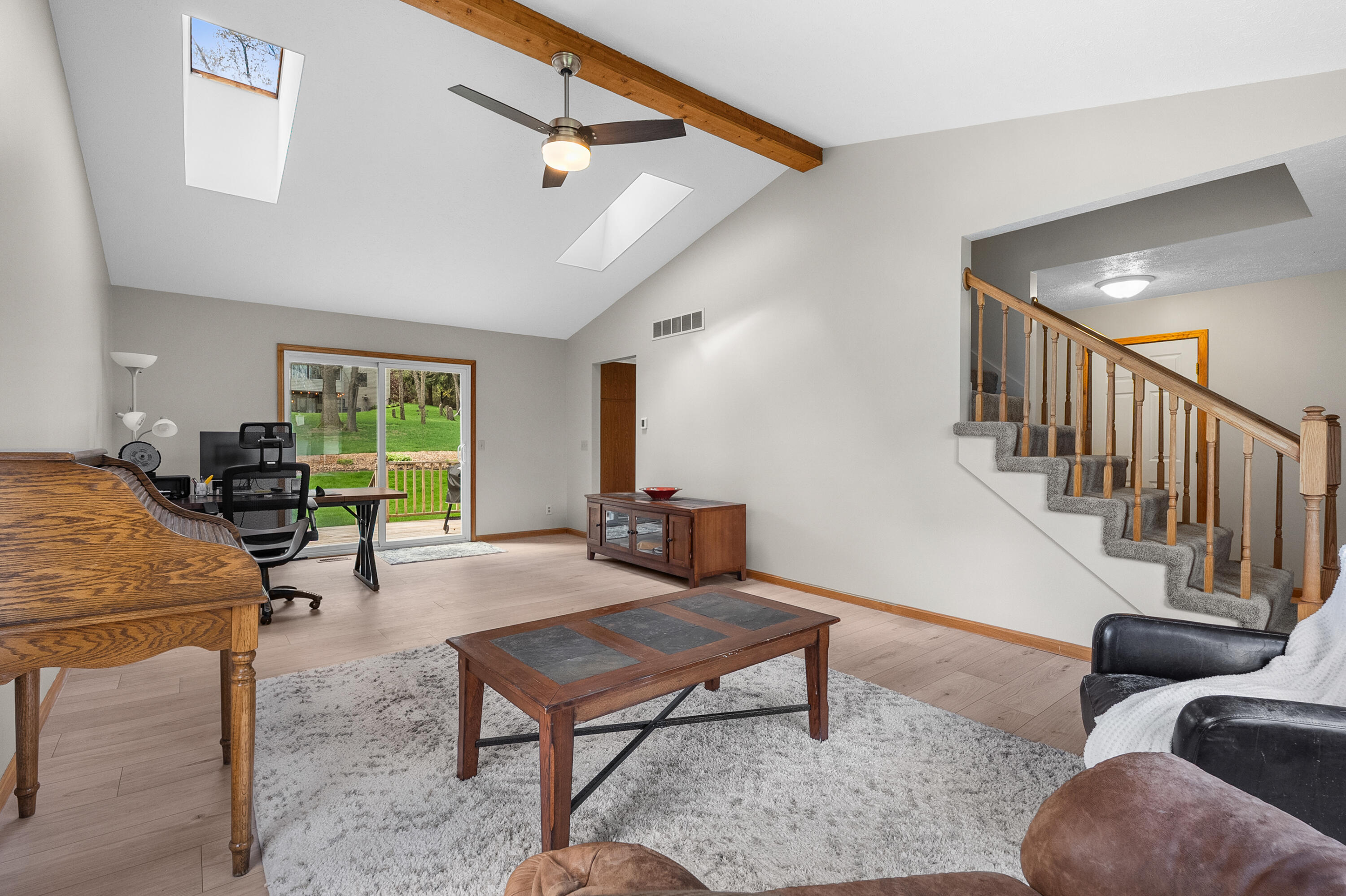 22115 Indian Hill