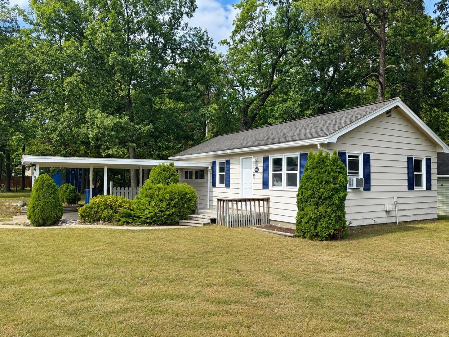 885 Parsons Road