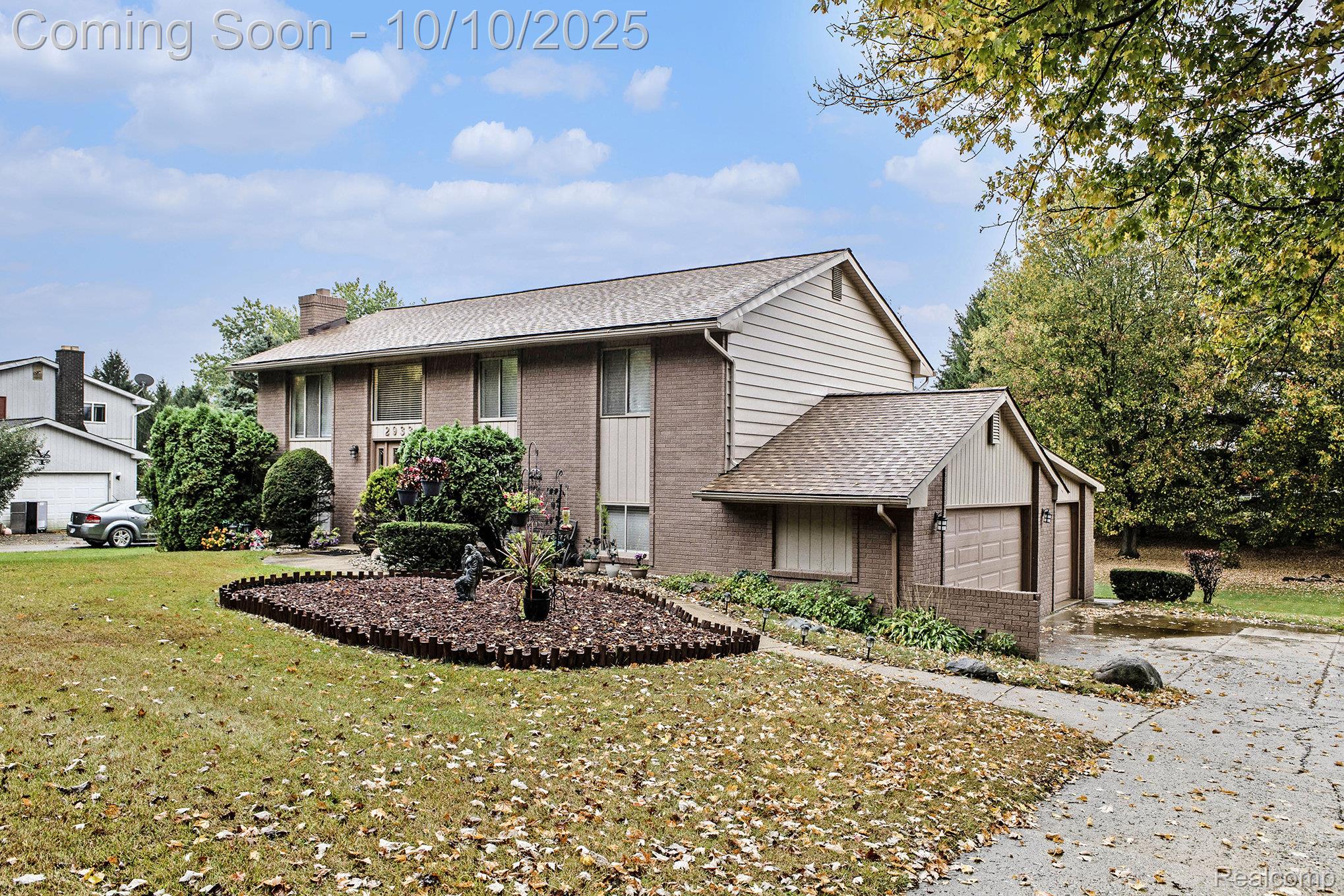 2933 Bullard Road