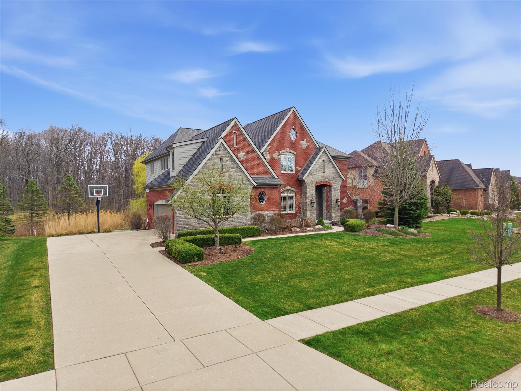 3085 Royal Berkshire Lane