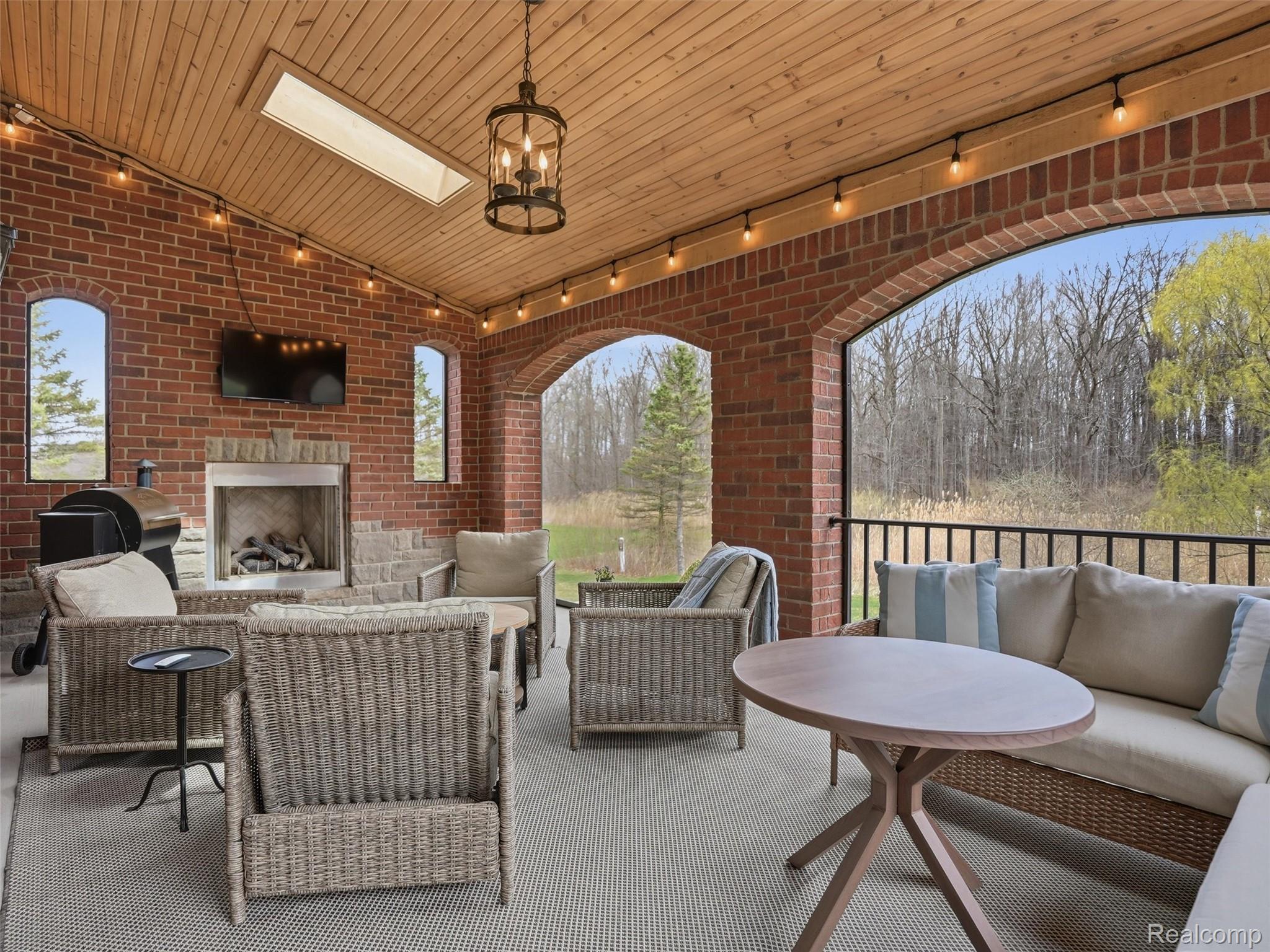 3085 Royal Berkshire Lane