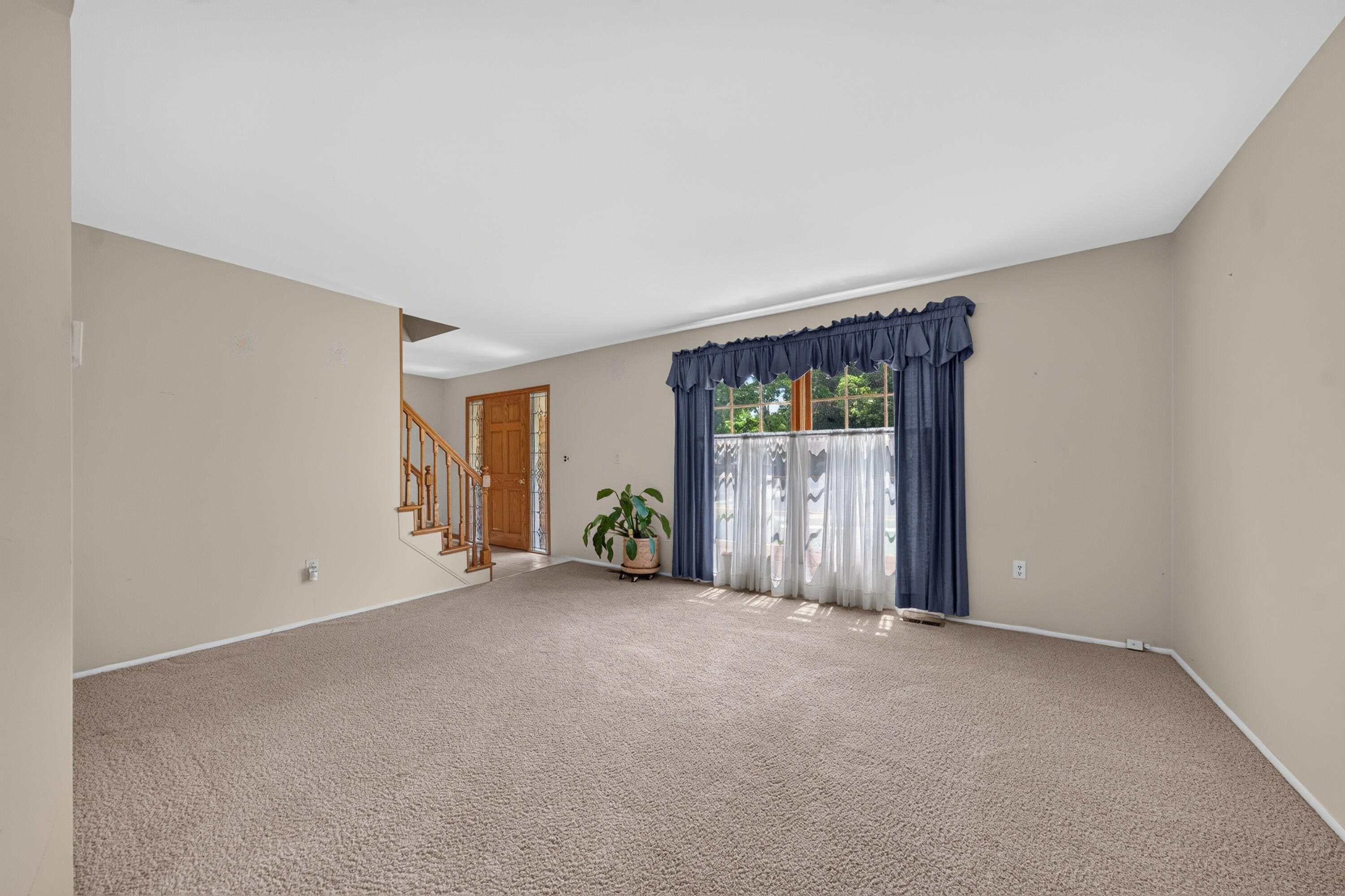 43646 Westridge Lane
