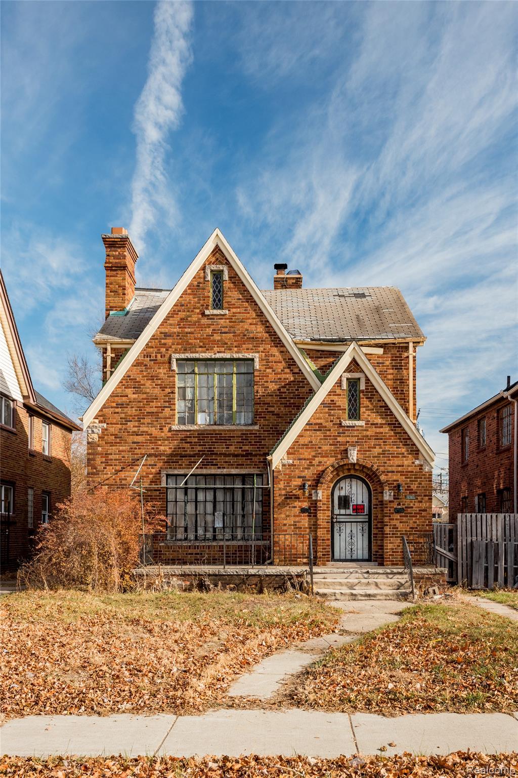 16766 Greenlawn Street