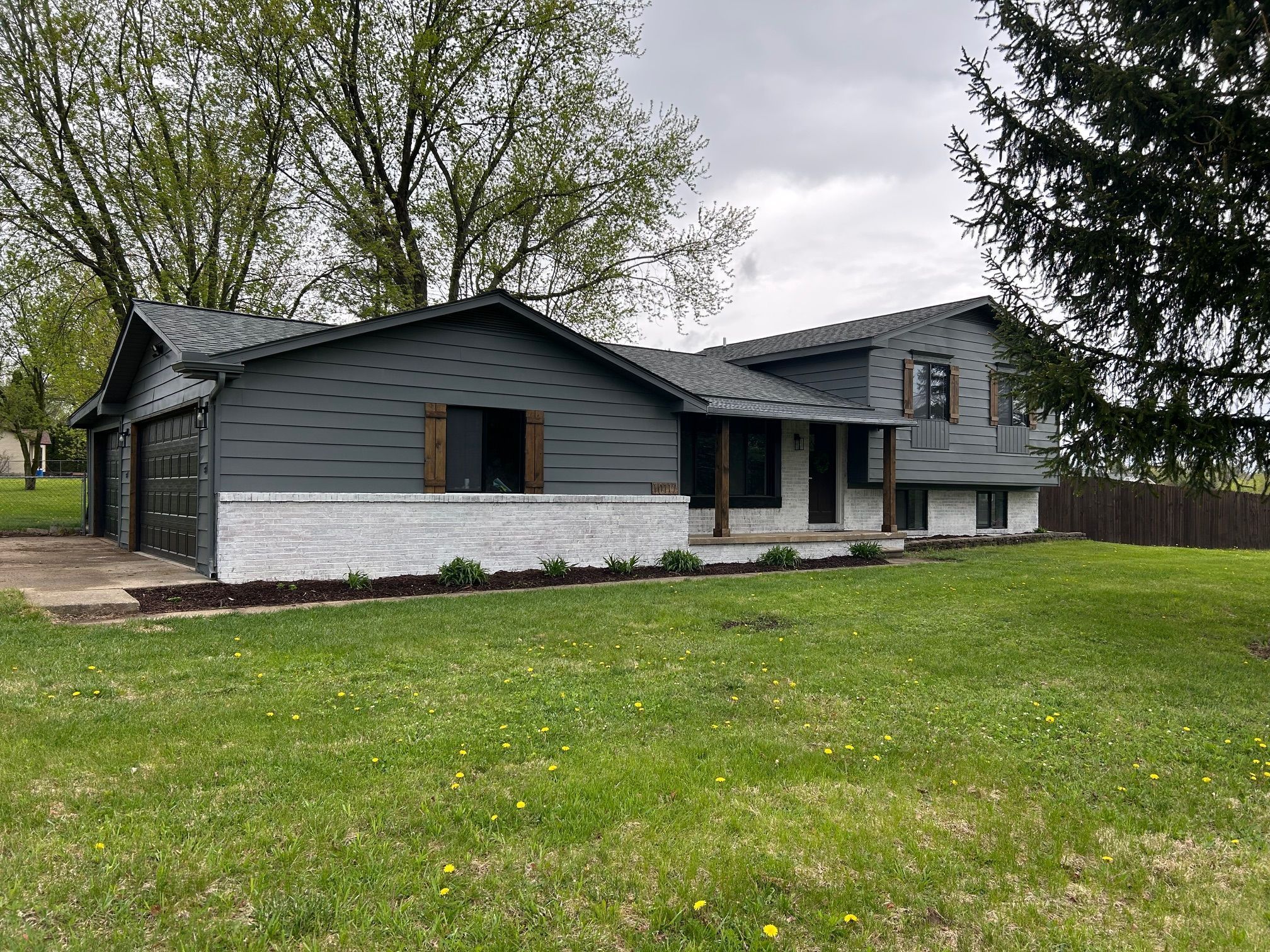 10117 E BRISTOL Road