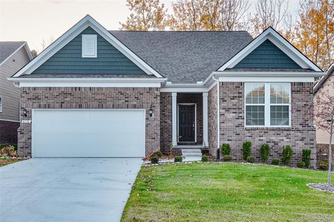 Photo of 4118 Avery Road, Lake Orion Village, MI 48359 (MLS # 20251054174)