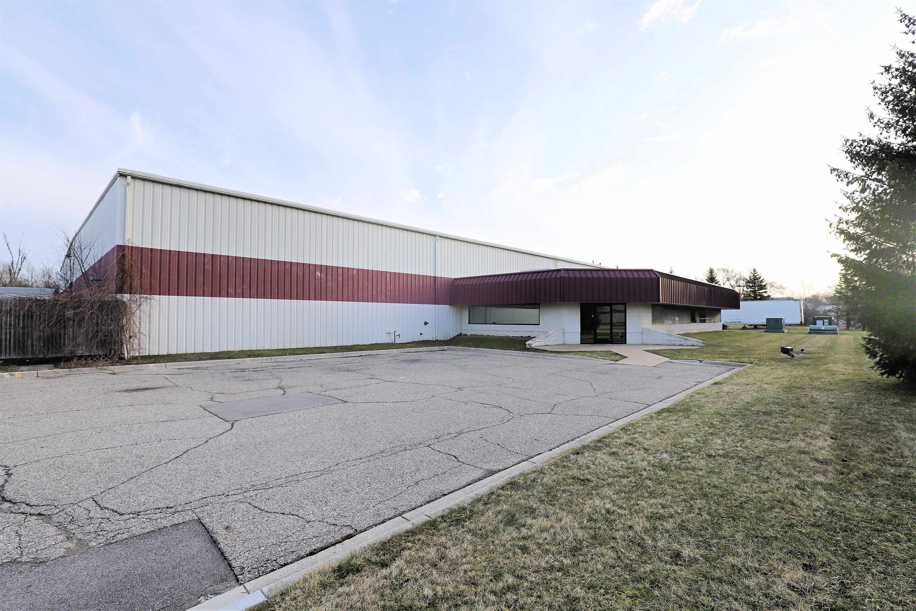 4450 Linden Creek Parkway