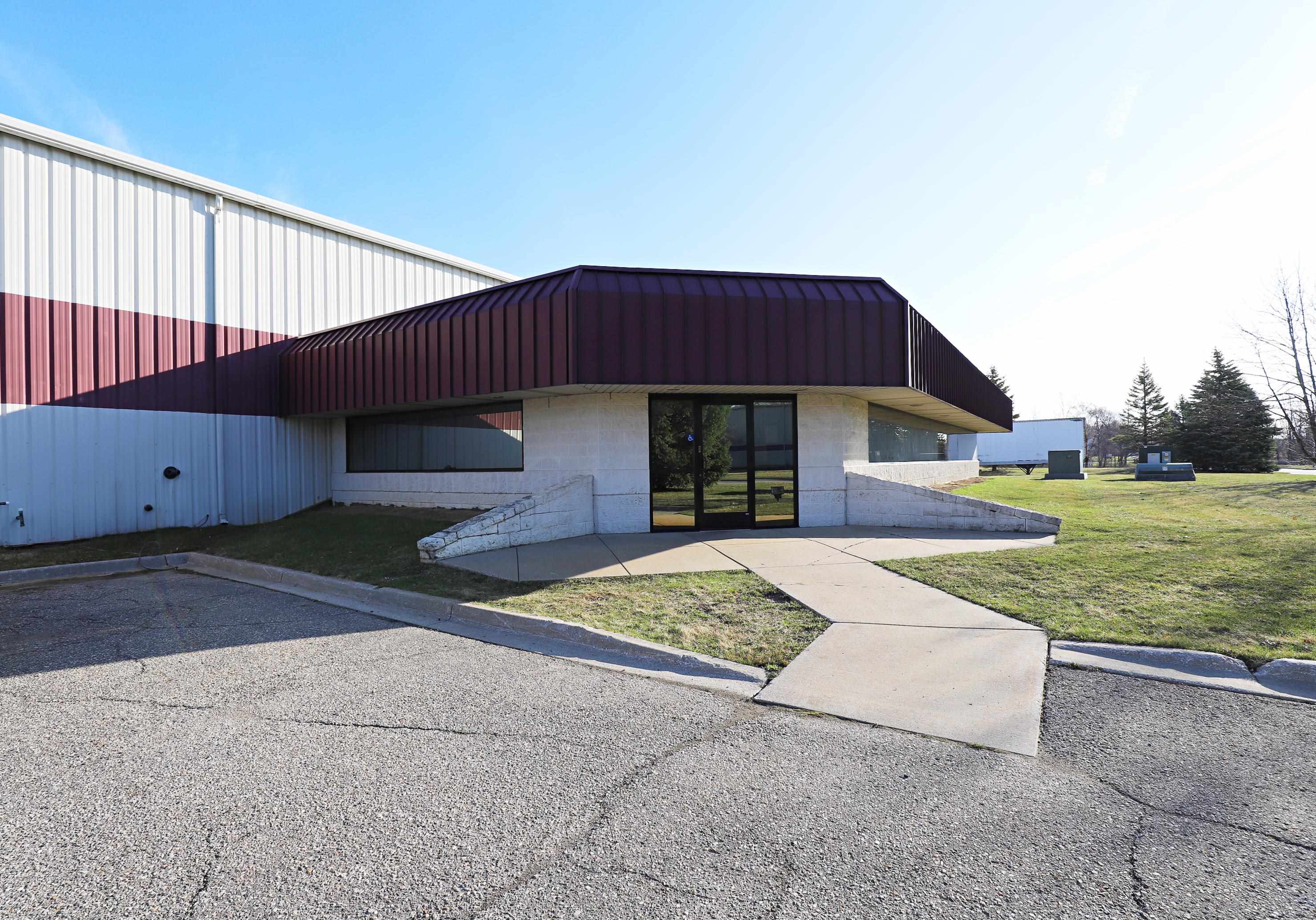 4450 Linden Creek Parkway