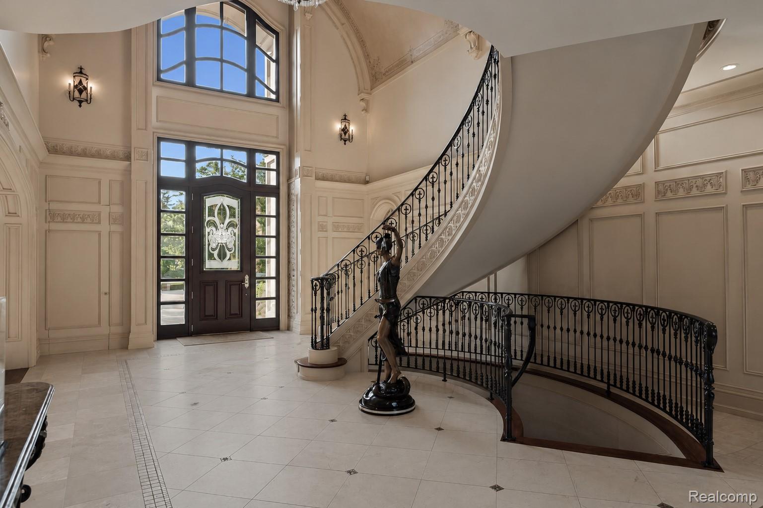 5537 ORCHARD RIDGE