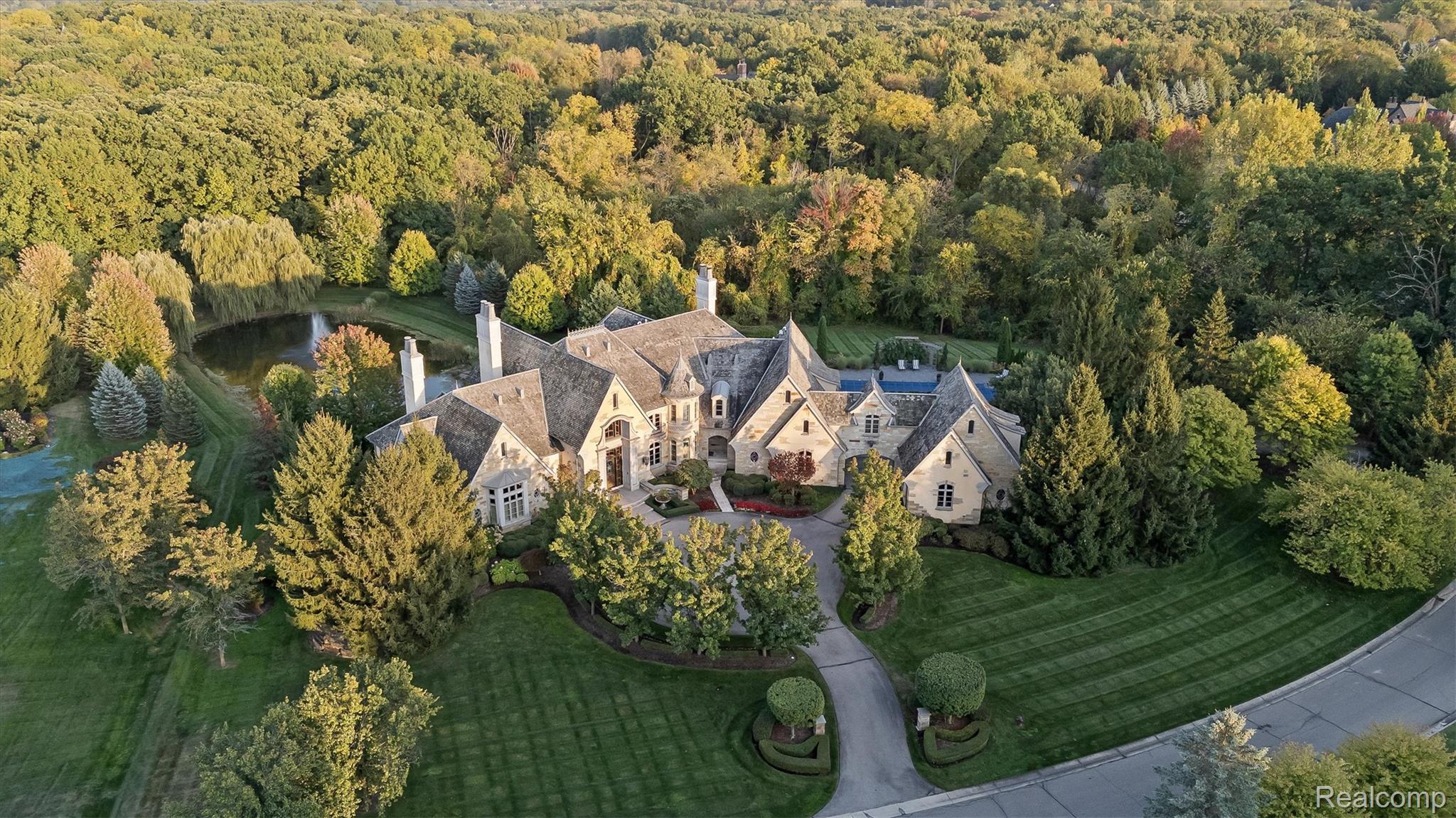 5537 ORCHARD RIDGE