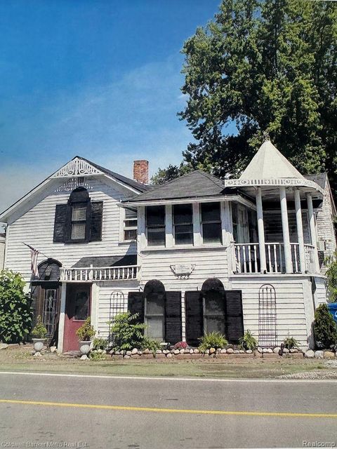 5826 ANDERSONVILLE Road Waterford Charter Township MI 48329