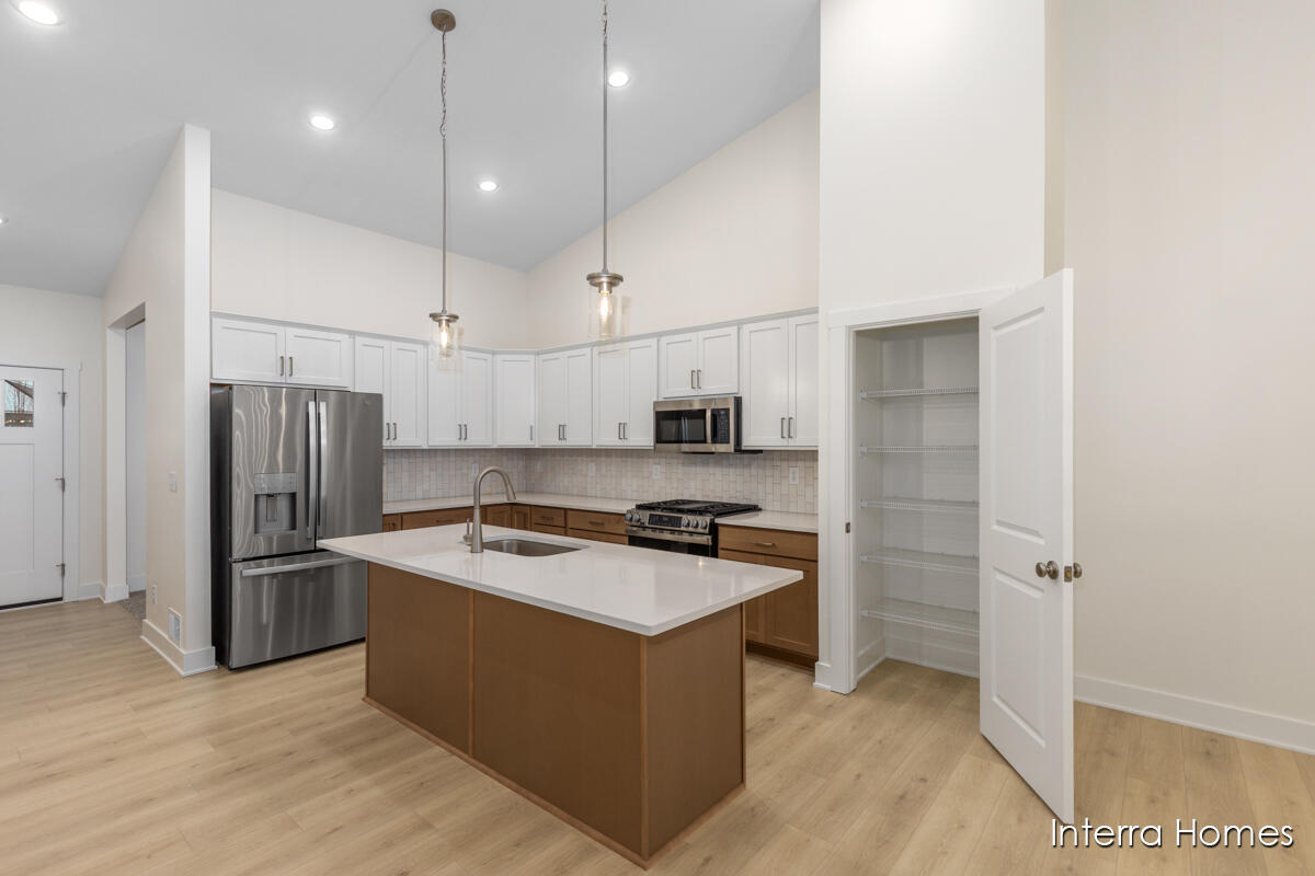 2831 W Cobblestone Court SE 14