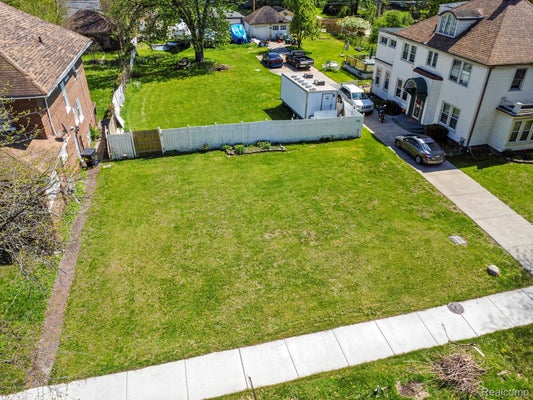 2231 N LA SALLE GDNS, DETROIT, MI 48206 - Image 420024c4e599971ac00151f5c9cb8a80/986206485