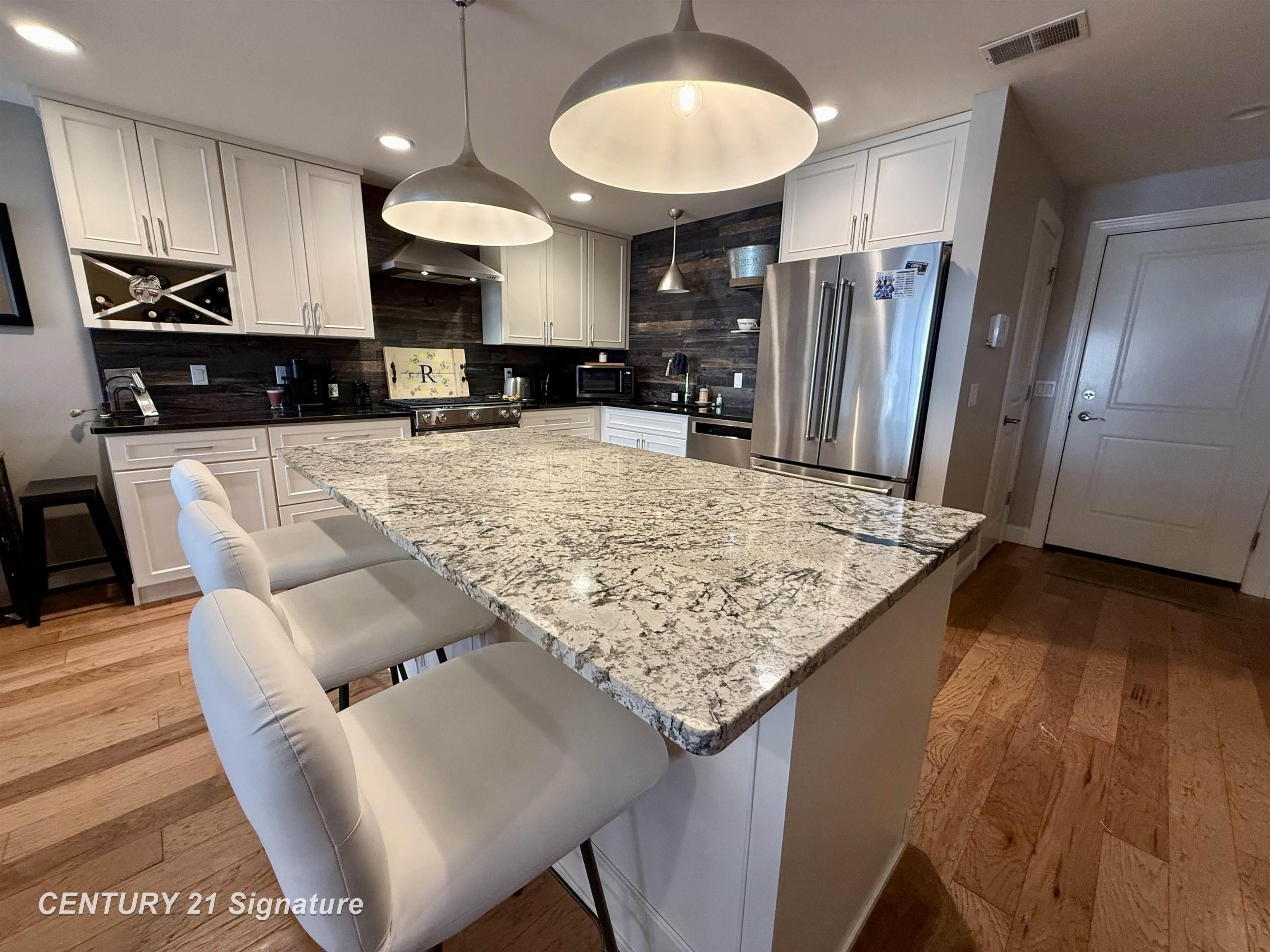 406 N Hamilton Street