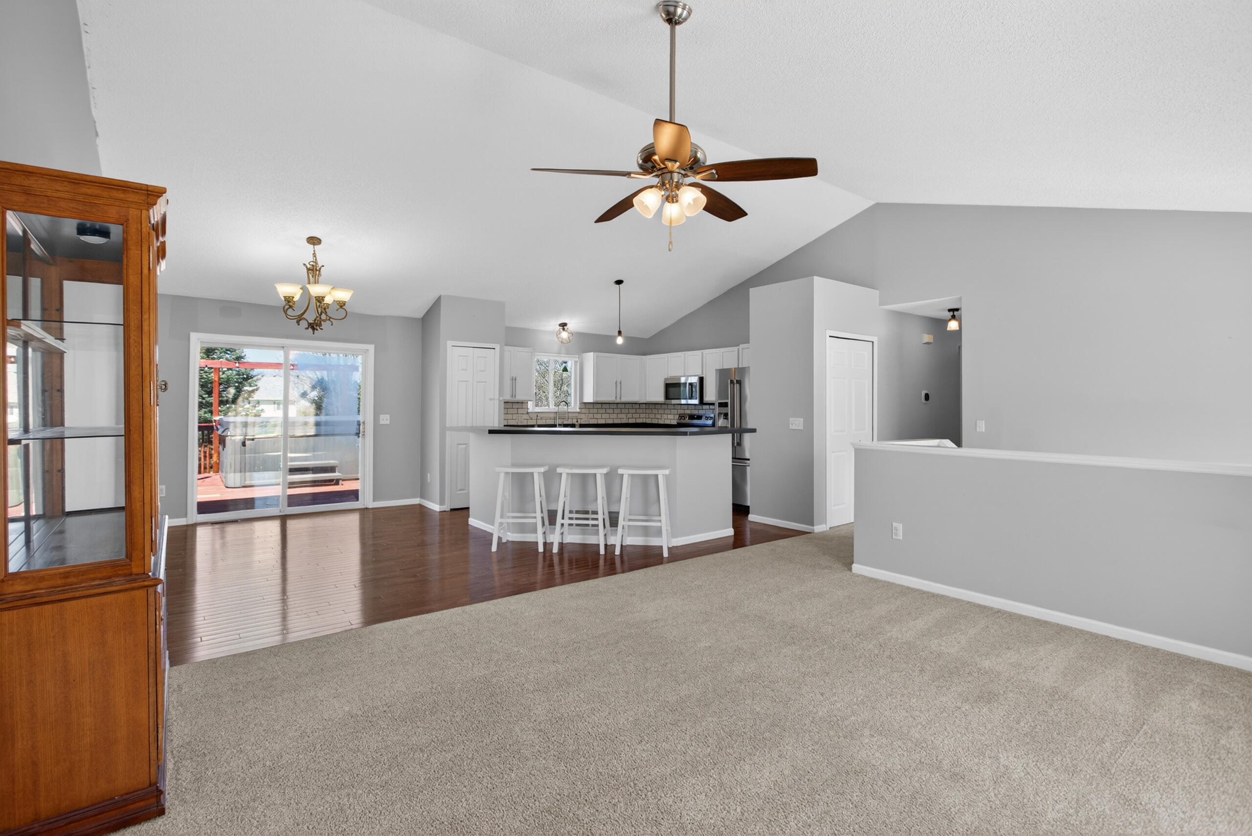 11437 Saddlebrook Circle