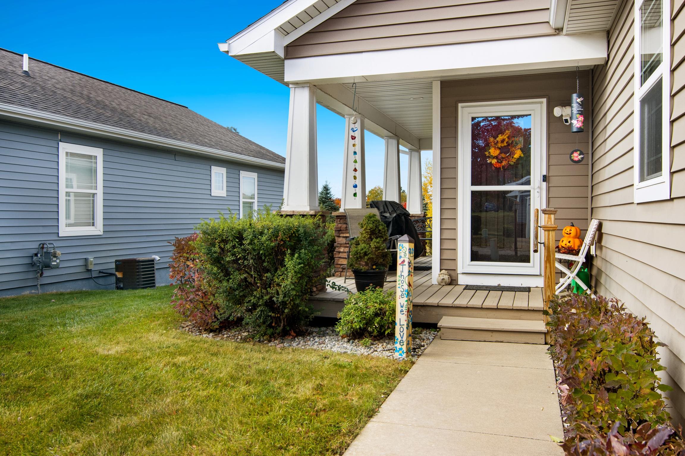 2129 Chrystal Ridge Drive