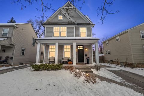 1544 Ruffner Avenue Birmingham City MI 48009