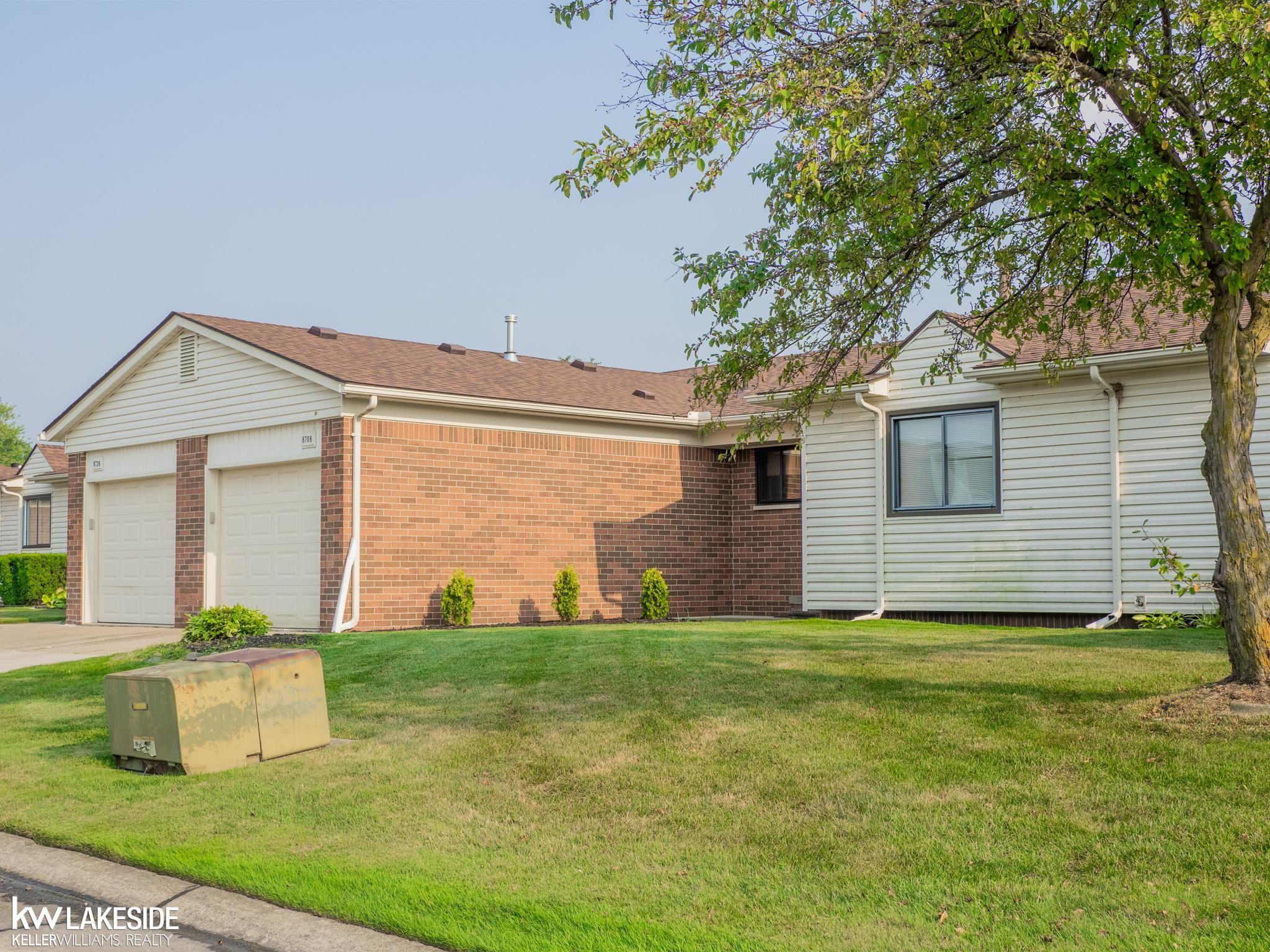 8708 Metropolitan Avenue