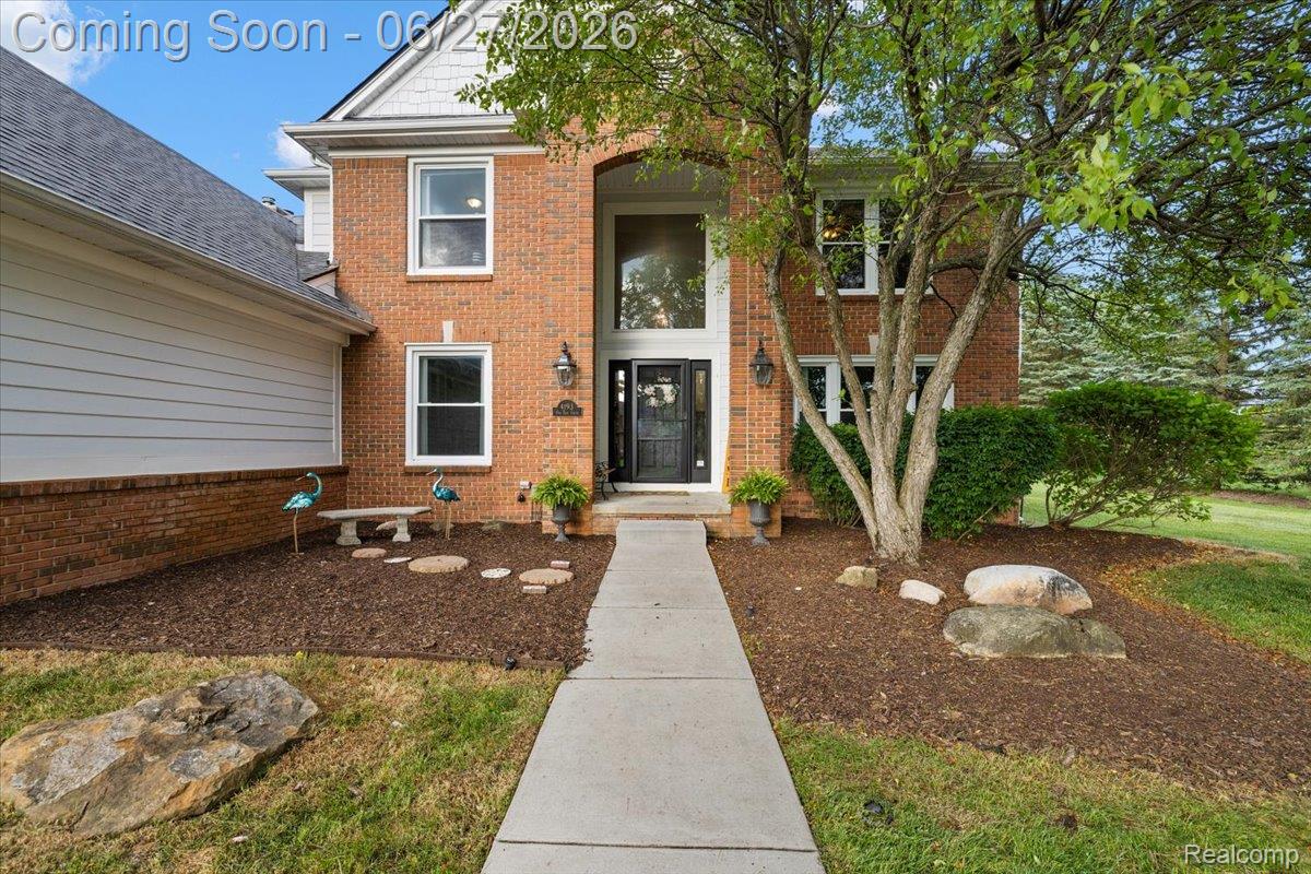 4193 Oak Tree Circle