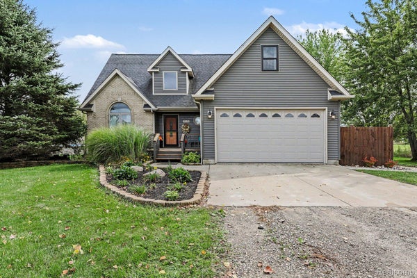 7776 MCLEAN DR, IMLAY CITY, MI 48444 - Image 42272a2d4db8d1c4a6ef3d5a86c5de64/1400982354