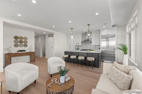 156 N Center Unit 303 Northville City MI 48167