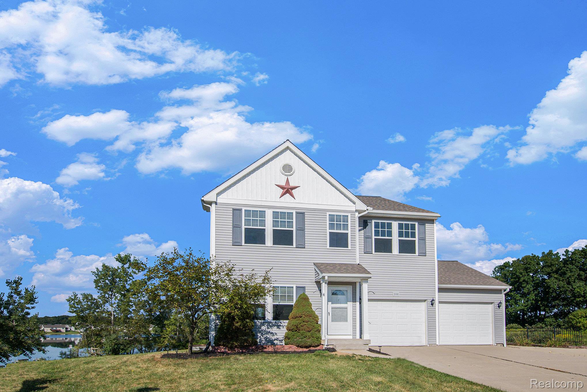200 Lake Ridge Drive