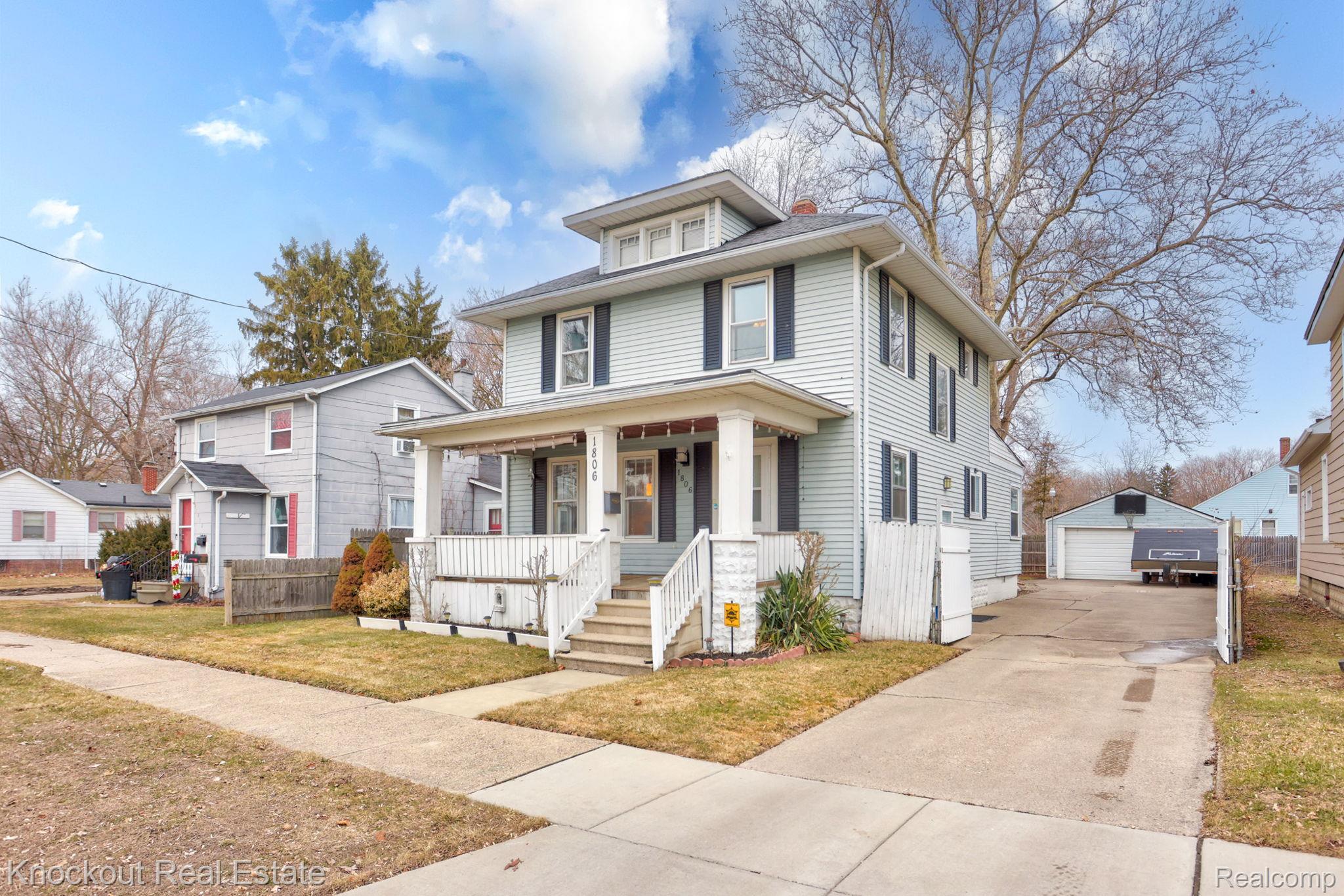 1806 Mackinaw Street