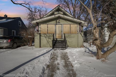 214 W 12 Mile Road Royal Oak City MI 48073