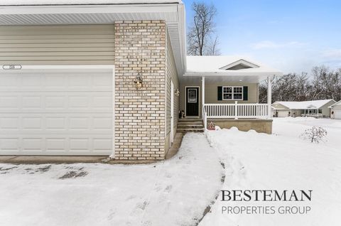 1516 W Addison Way Laketon Township MI 49445