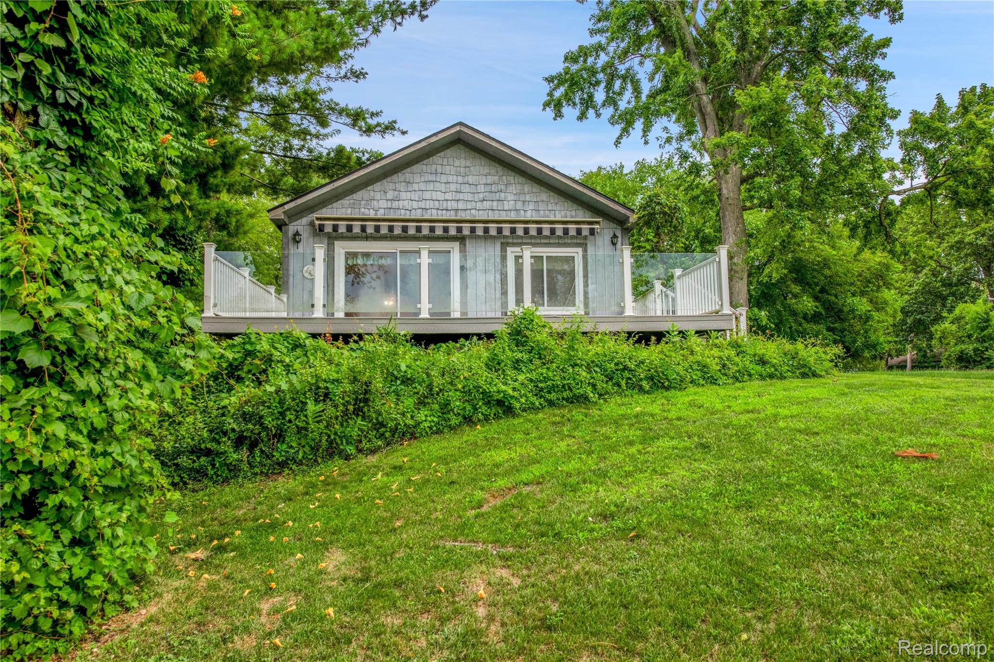 3870 Benstein Road