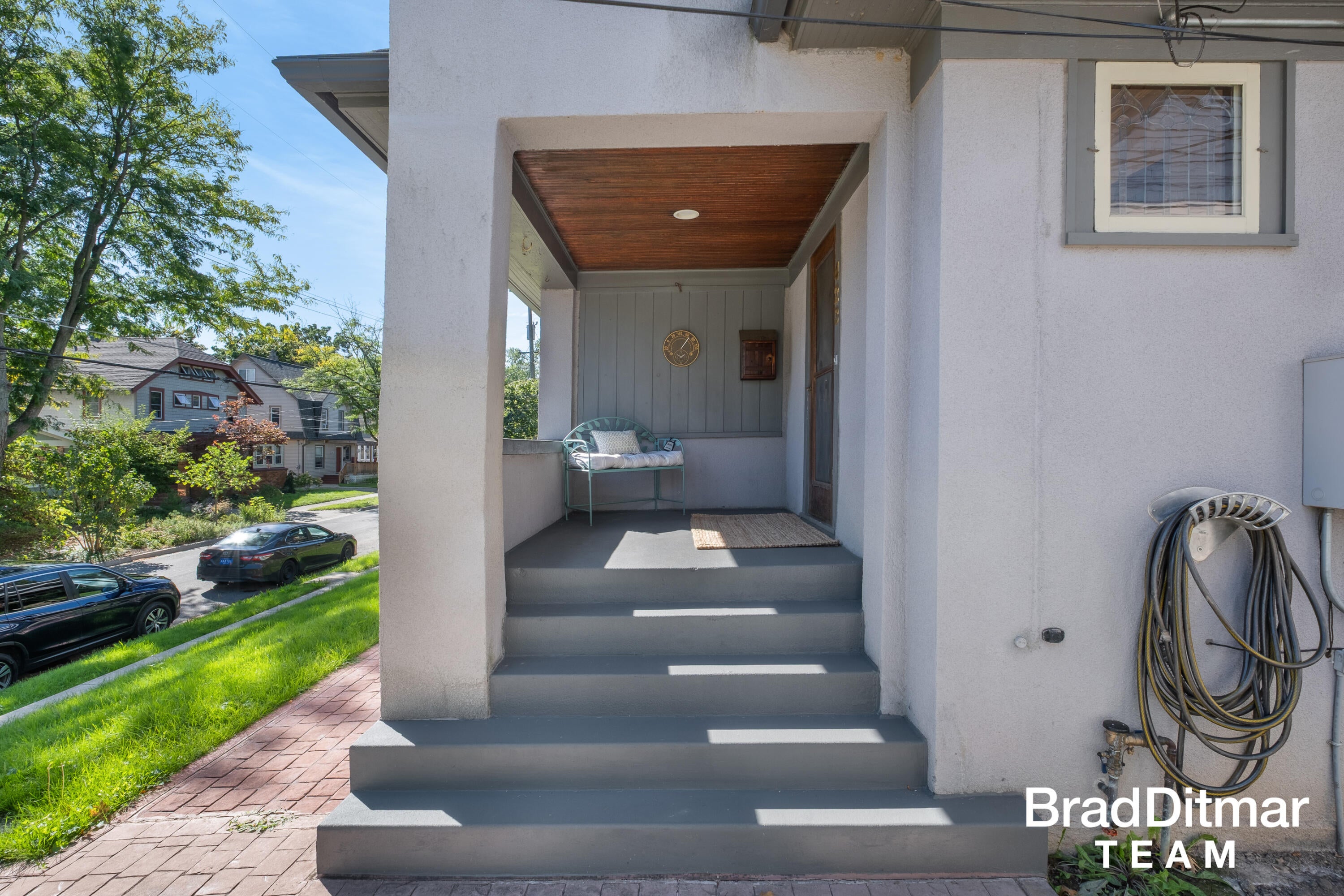 423 Rosewood Avenue SE