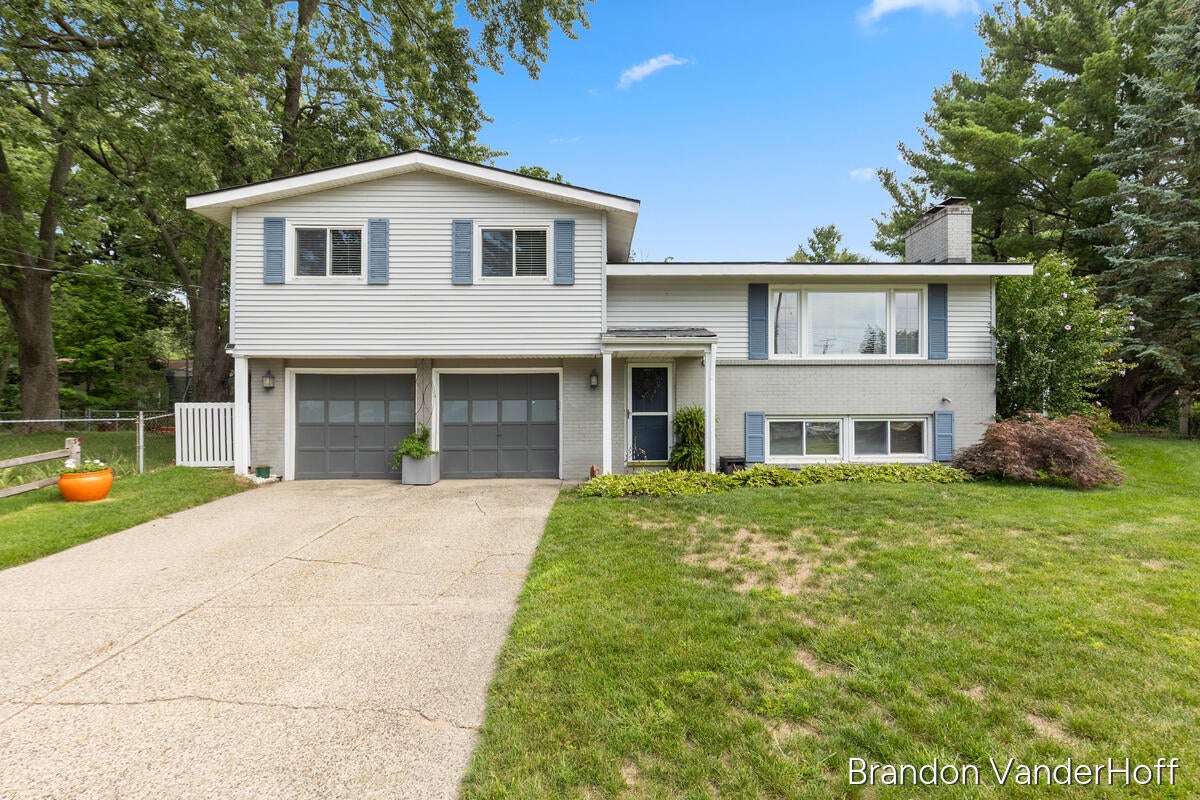 980 Bellewood Drive SE