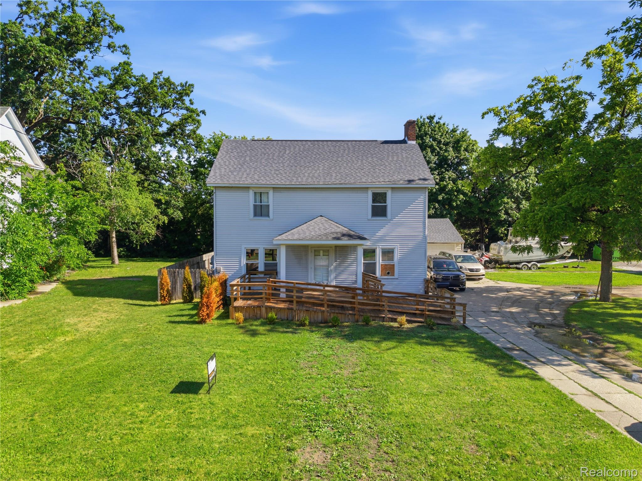 1624 Gratiot Avenue
