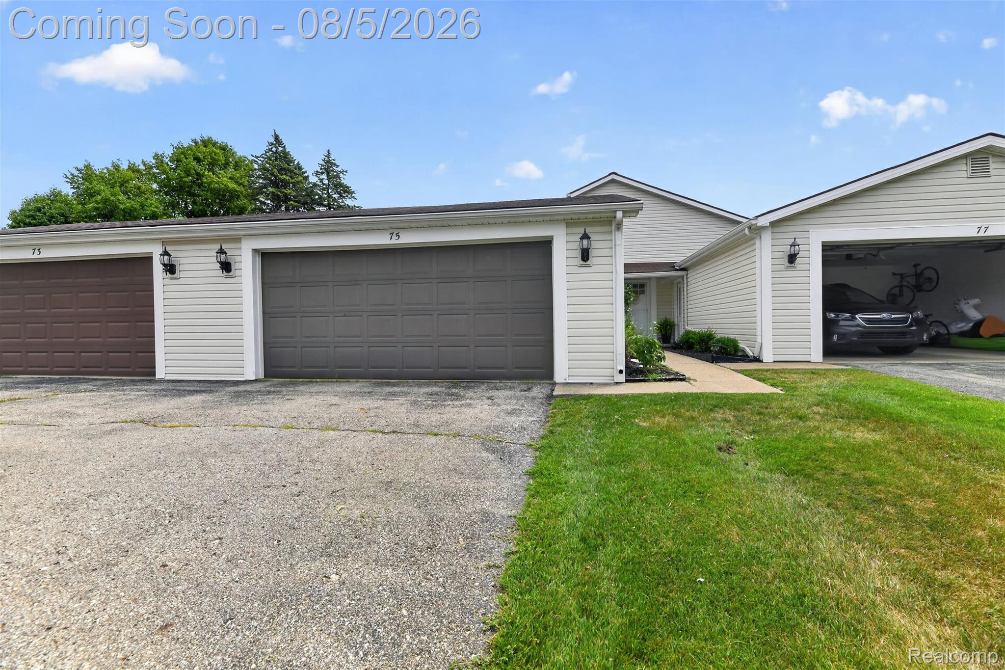 75 Oxford Oaks Drive 75