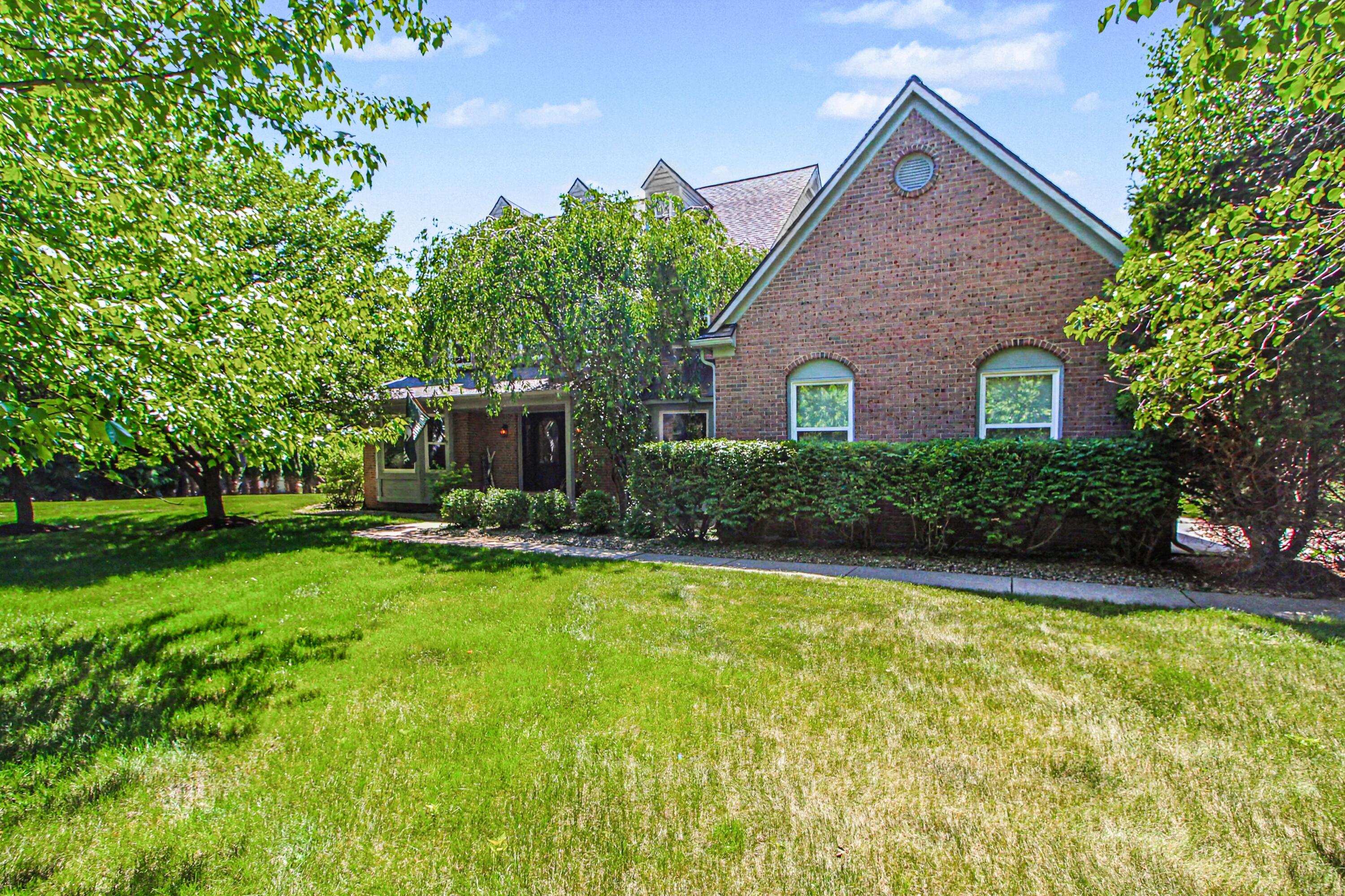5875 Pinecrest Estates Drive