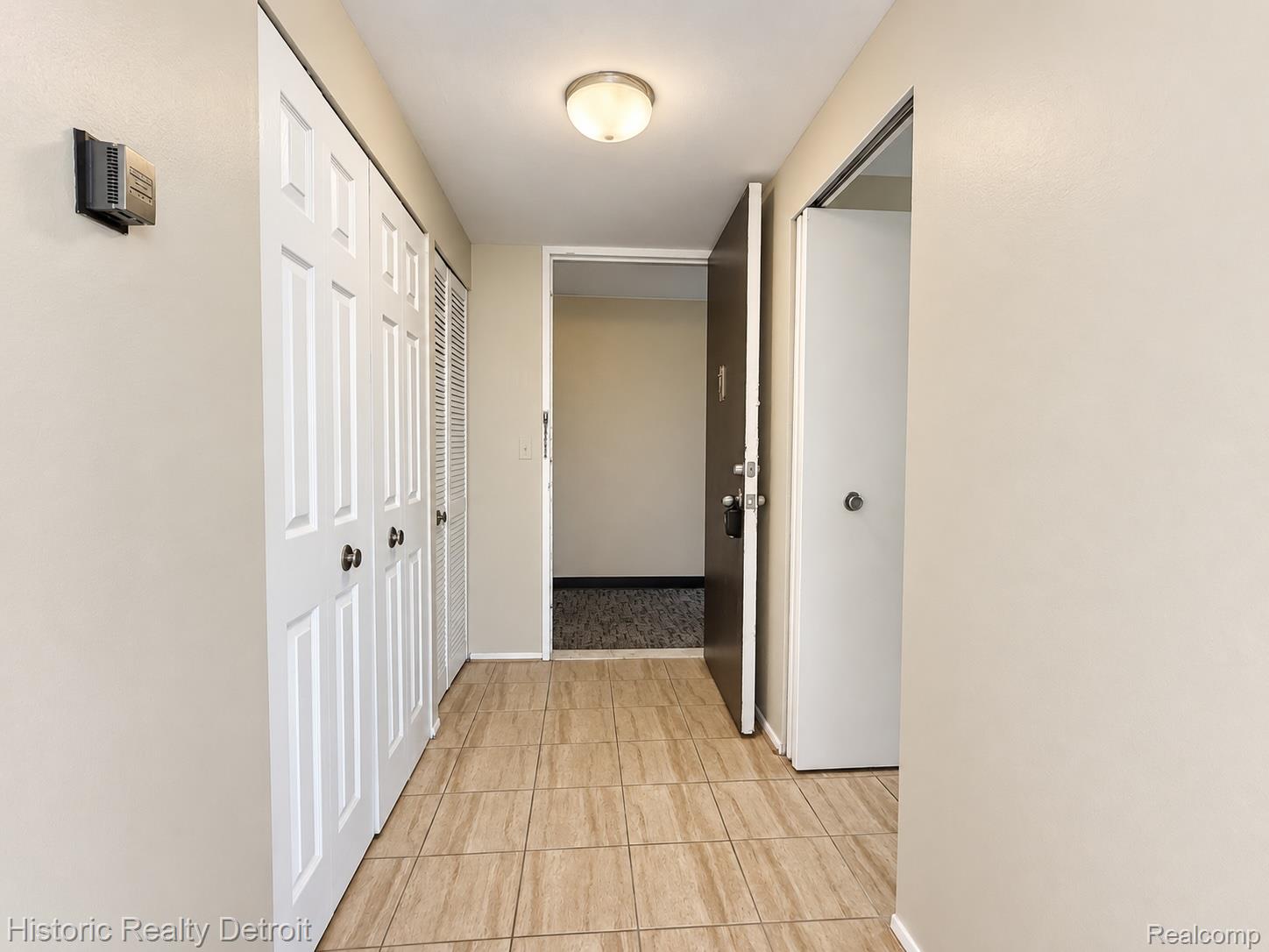 1300 E Lafayette 812