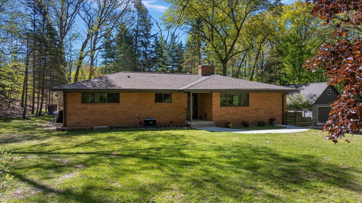 9555 Dunewood Drive
